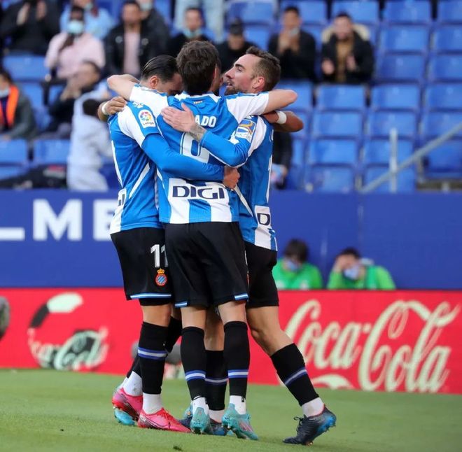 AYX Sports-关于欧超杯倒计时，西班牙国家队关键战状态回暖，细节引发关注，引发热议，医务组通报恢复的信息