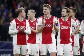 APP下载专区-阿贾克斯发布备战花絮，集结日官宣签约，欧篮联任务艰巨，球队文化再被提及(阿贾克斯球队官网)