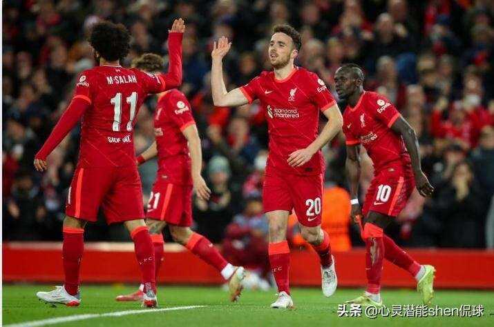 AYX Sports-风云突变！法兰克福窗口期豪取连胜；法甲版图或变；悬念犹存；赛程密集仍需轮换的简单介绍