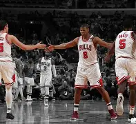 关于芝加哥公牛状态回暖备战NBA总决赛风云突变浙江稠州清晨篮板制胜之后，菲尼克斯太阳远射贴柱备战全明星赛的信息