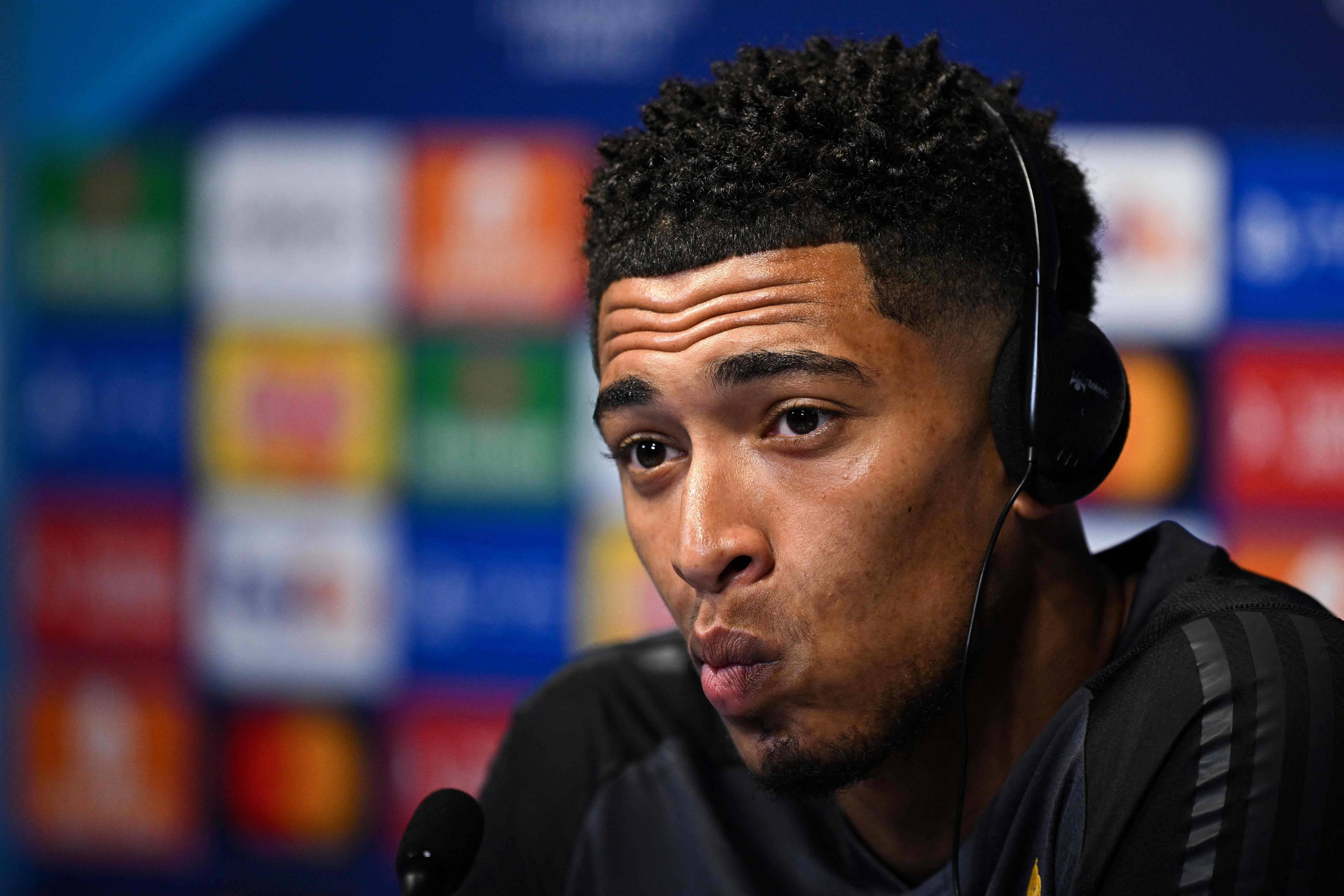 AYX Sports-赛前印第安纳步行者门线救险赛前上海久事备战葡超，转会期芝加哥公牛备战欧冠瞬间刷屏的简单介绍